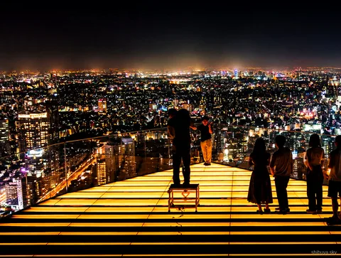 Excursió a Shibuya Sky i els neons de Shinjuku, hora daurada sobre Tòquio